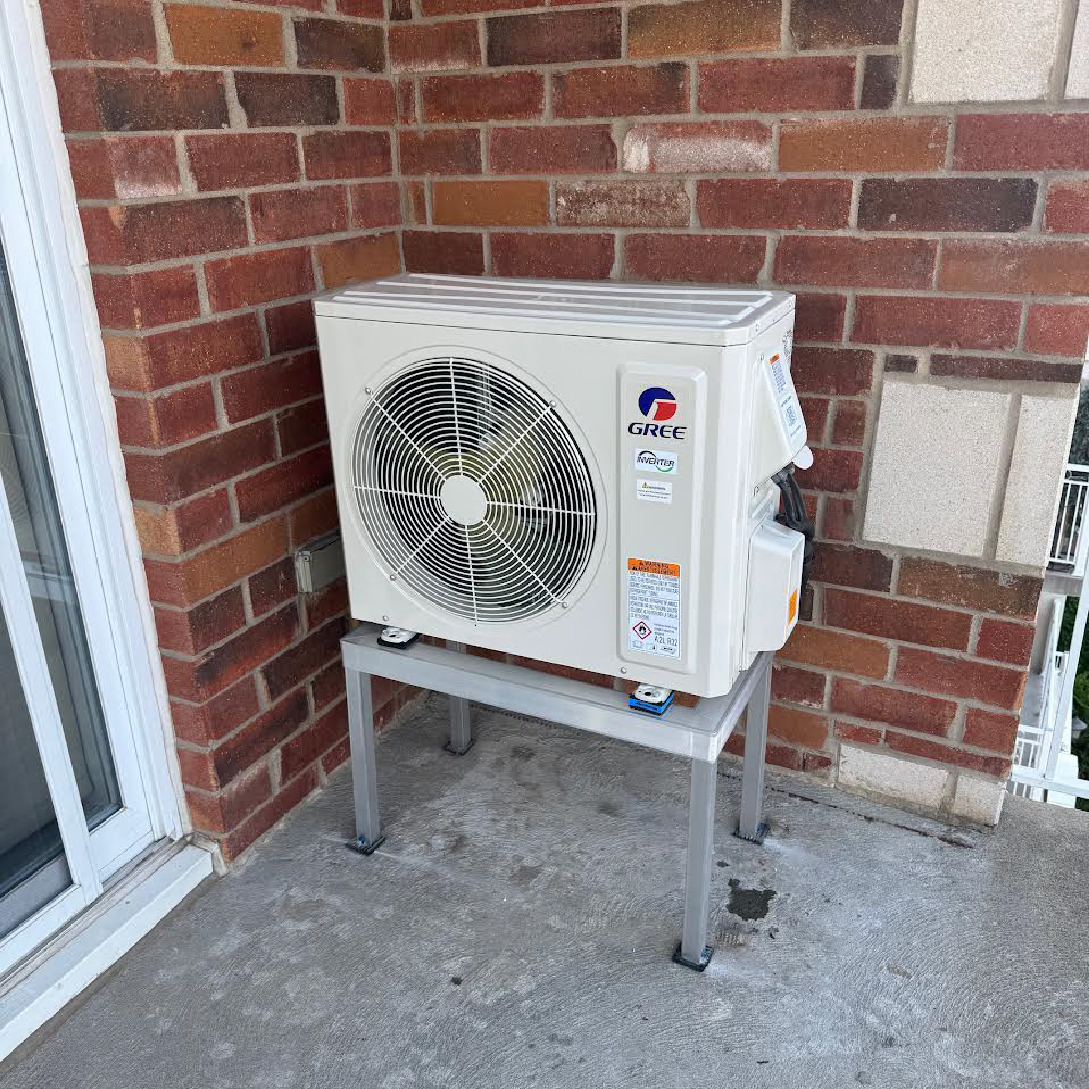 Remplacement d&rsquo;une thermopompe à Ville St-Laurent, Montréal