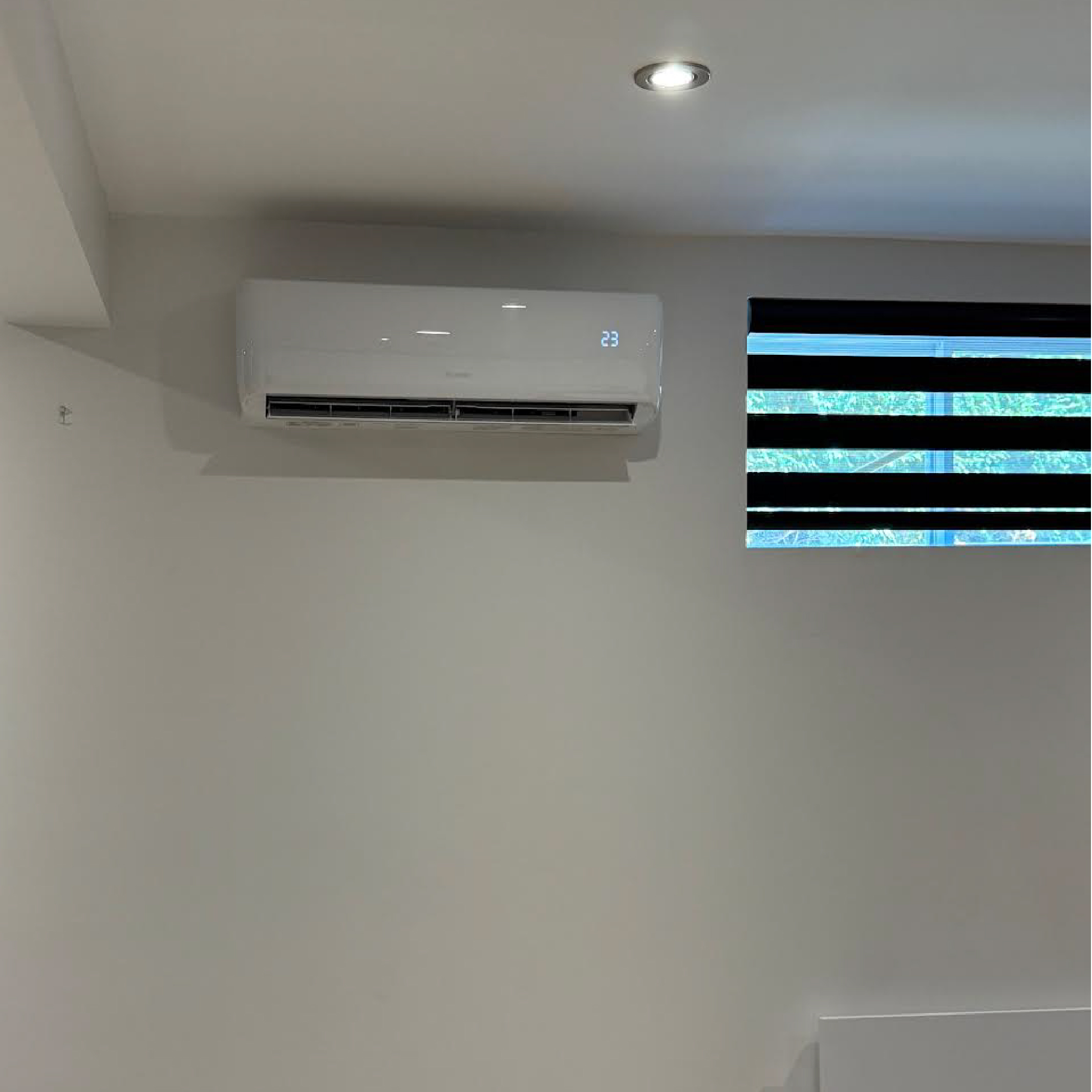 Installation d&rsquo;une thermopompe GREE multi-zone à Mascouche — photo 2