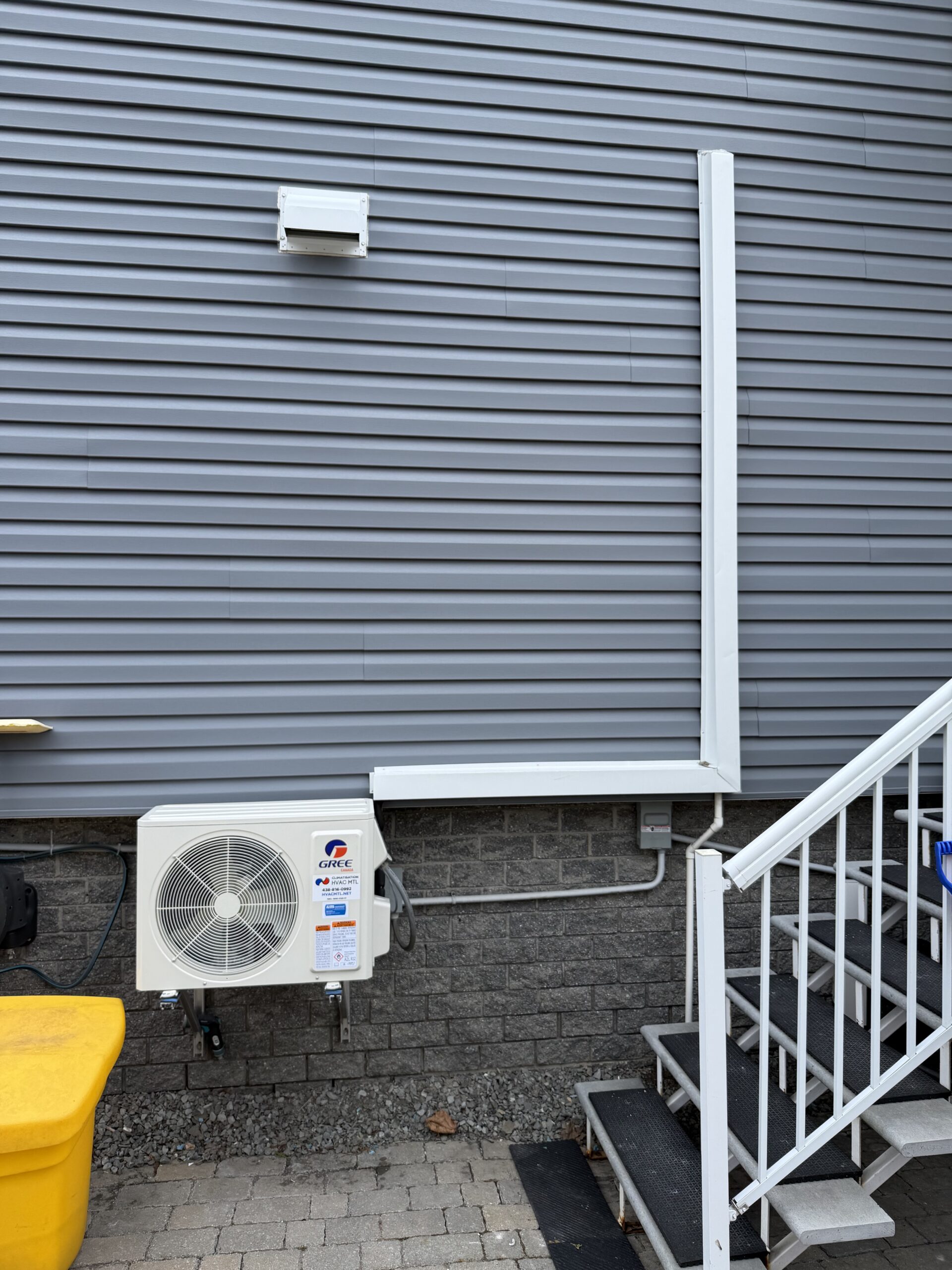 Installation d&rsquo;une thermopompe GREE Crossover 12 000 BTU à Longueuil