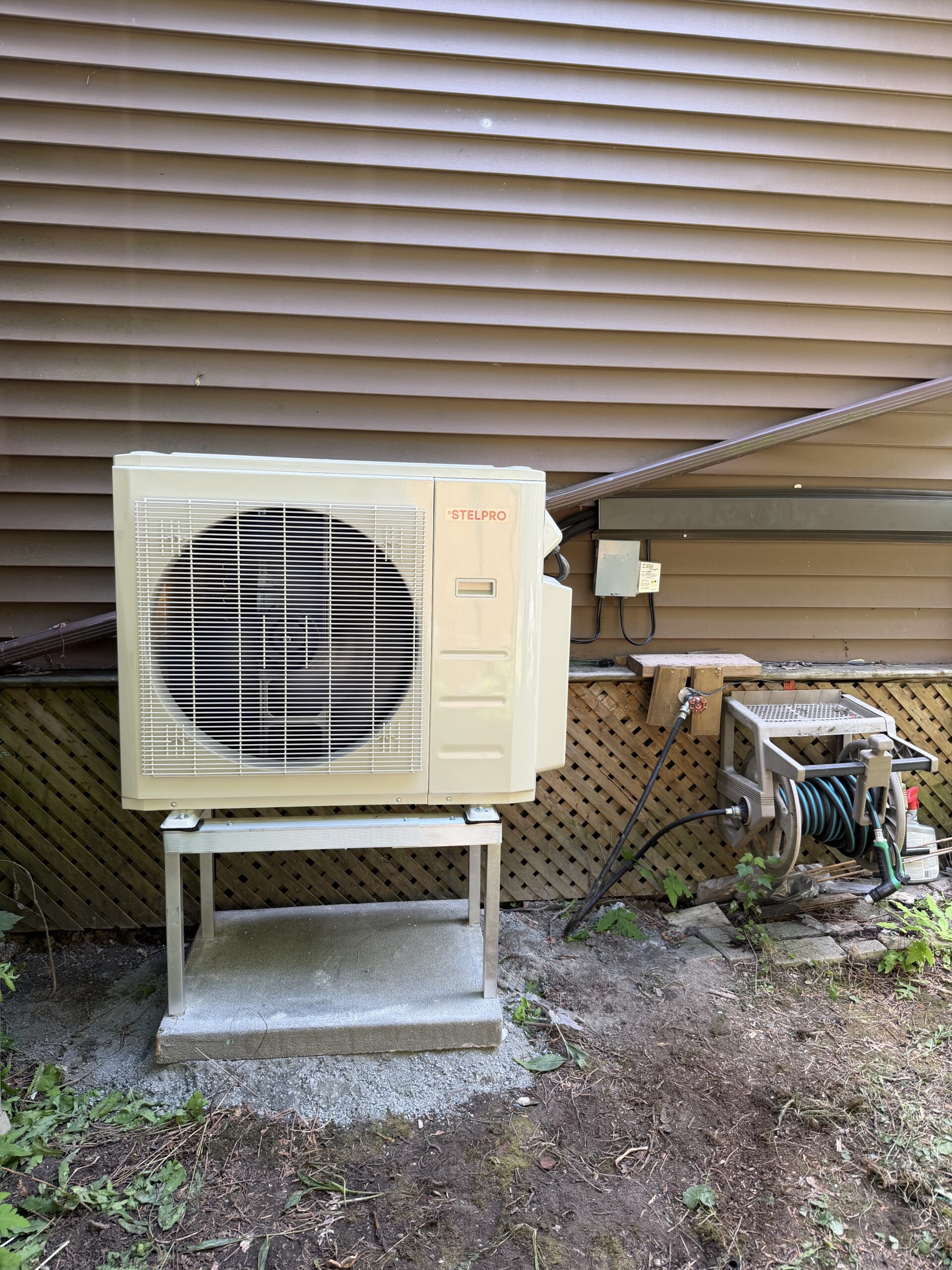 Installation d’une thermopompe multizone Stelpro dans Ville-Marie, Montréal